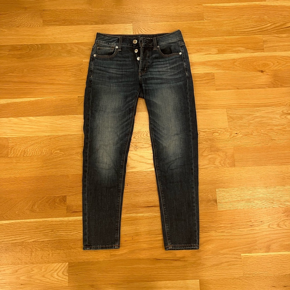 american eagle dark wash jeans